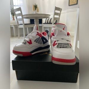 JORDAN 4 RETRO TODDLER SIZE 6 BASKETBALL